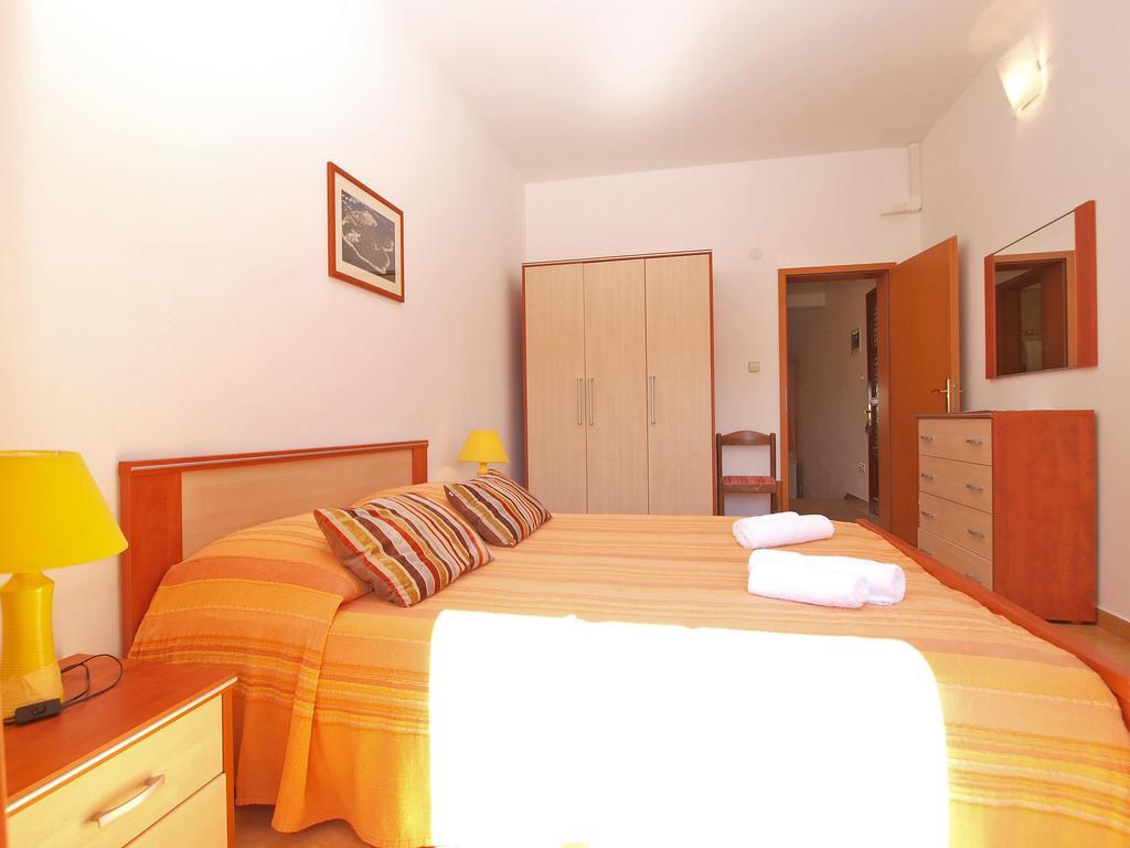 Apartments Lidija 1305 Pula Exterior foto