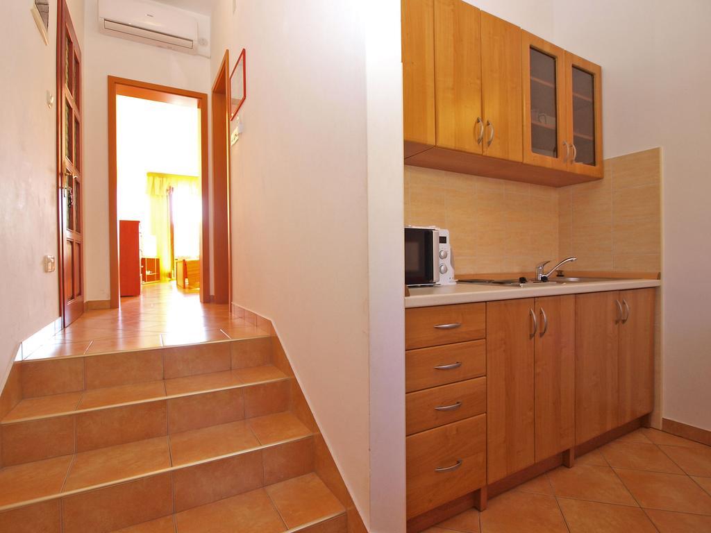 Apartments Lidija 1305 Pula Exterior foto